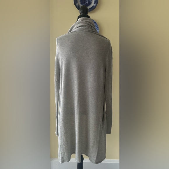 Leith | “Easy Circle” Wool Blend, Lightweight Longer Cardigan - Picture 5 of 10